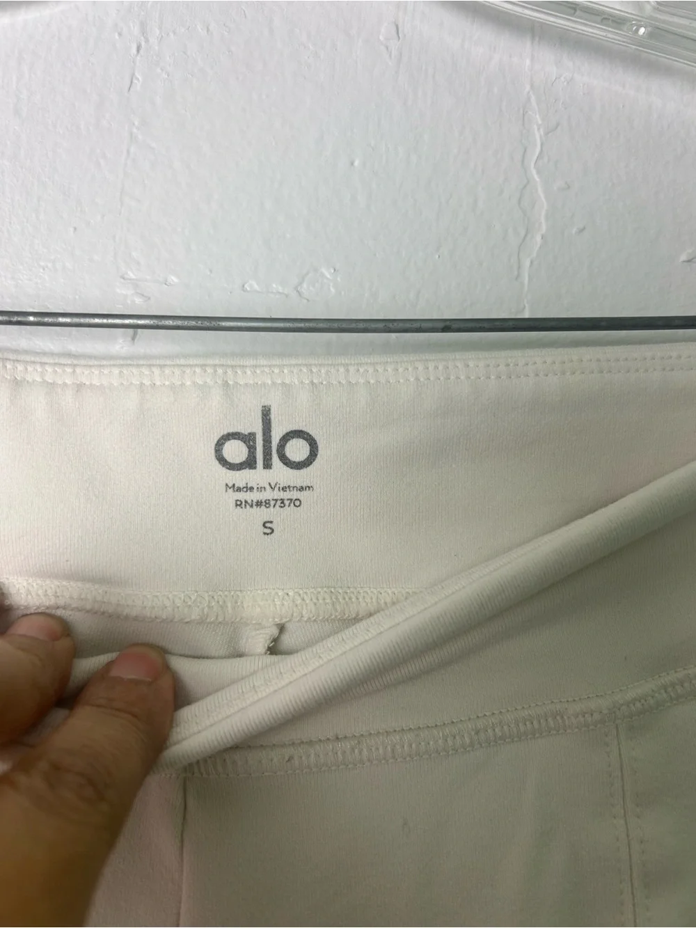 Alo Yoga Airbrush High Waist Flutter Legging Size S